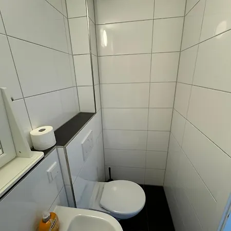 Pension Naehe Frankfurt Airport 招待所 *